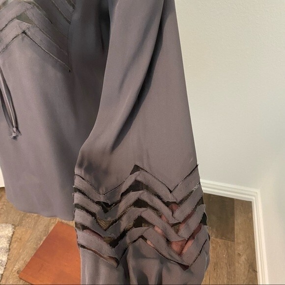 NWT PARKER Silk V-neck Long sleeve Sexy Key Hole Cut Outs luxury SZ L - Picture 3 of 12